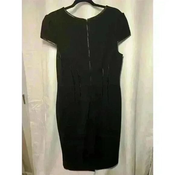 Betsey Johnson Women's Black Sheath Dress Faux Leather Trim Size 12 Knee Length - Picture 7 of 12